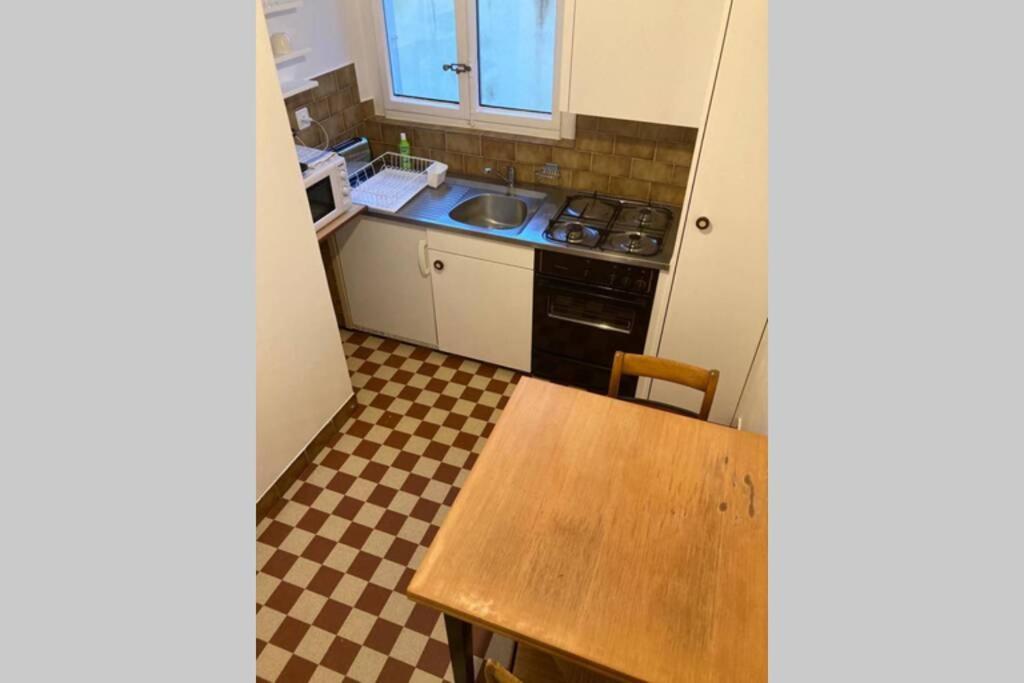 Joli 2 Pieces Dernier Etage, Lausanne Centre Eksteriør bilde