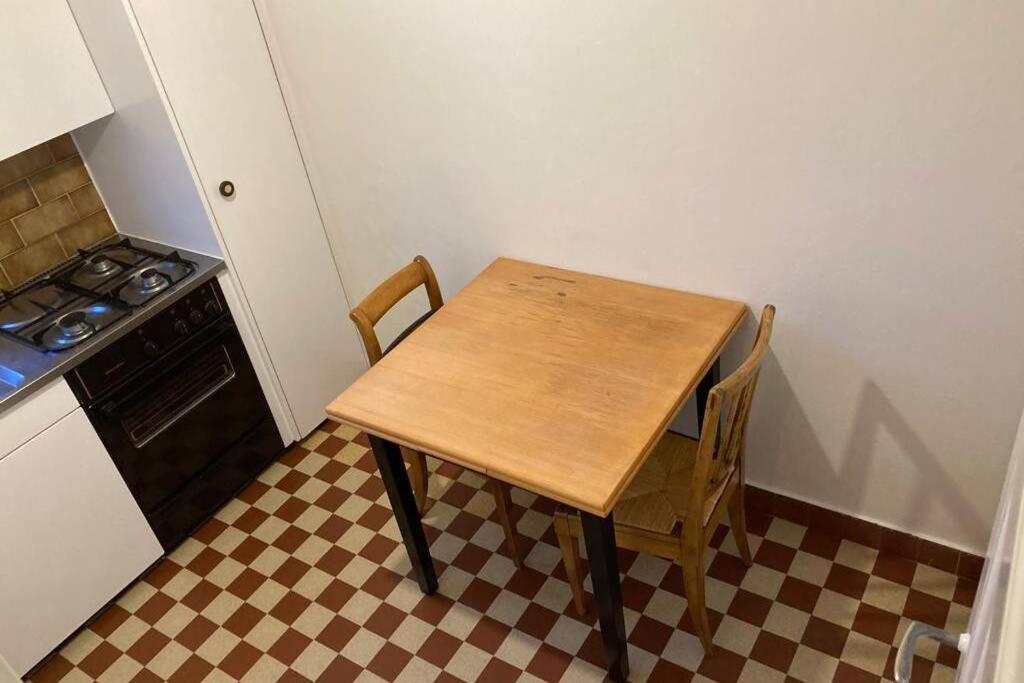 Joli 2 Pieces Dernier Etage, Lausanne Centre Eksteriør bilde